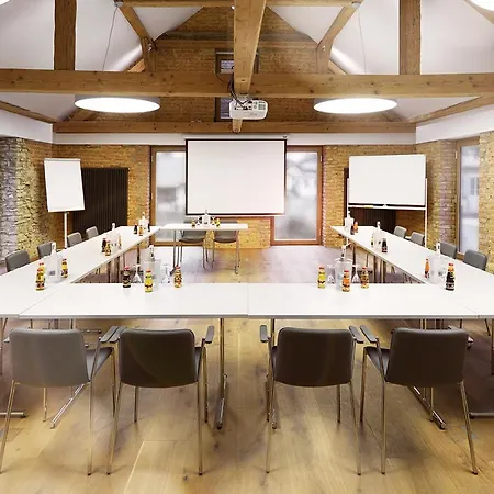 Hotel Gut Leben Am Morstein Westhofen